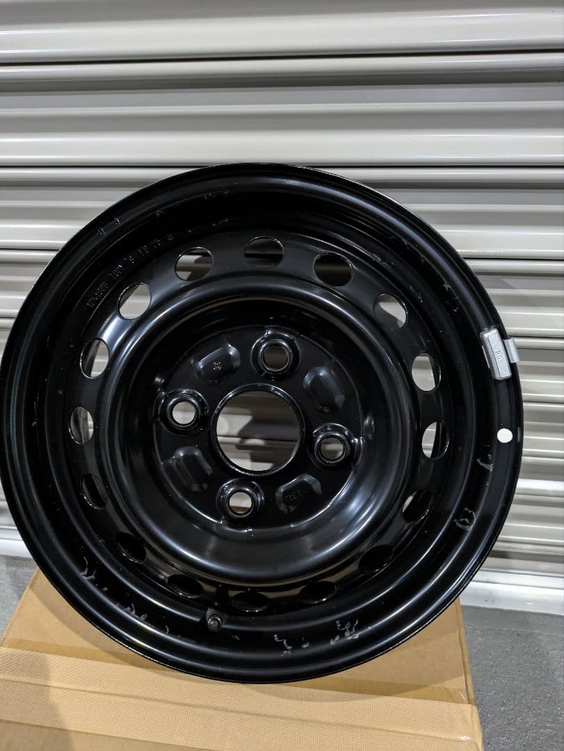 ダイハツ純正　アトレー、ハイゼットカーゴ　鉄チンホイール✕４