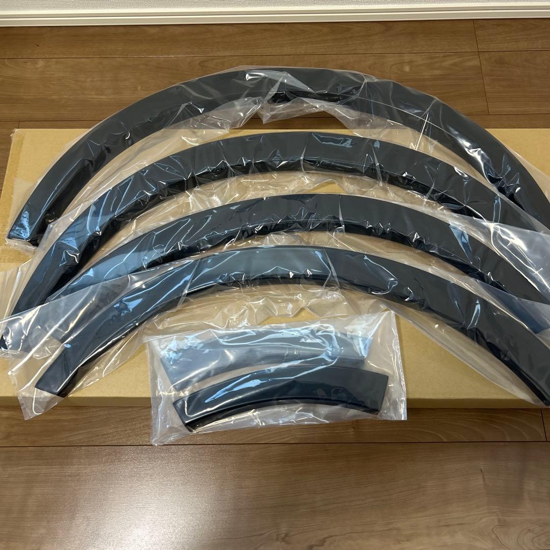 Essex キャラバン　リーガルフェンダー