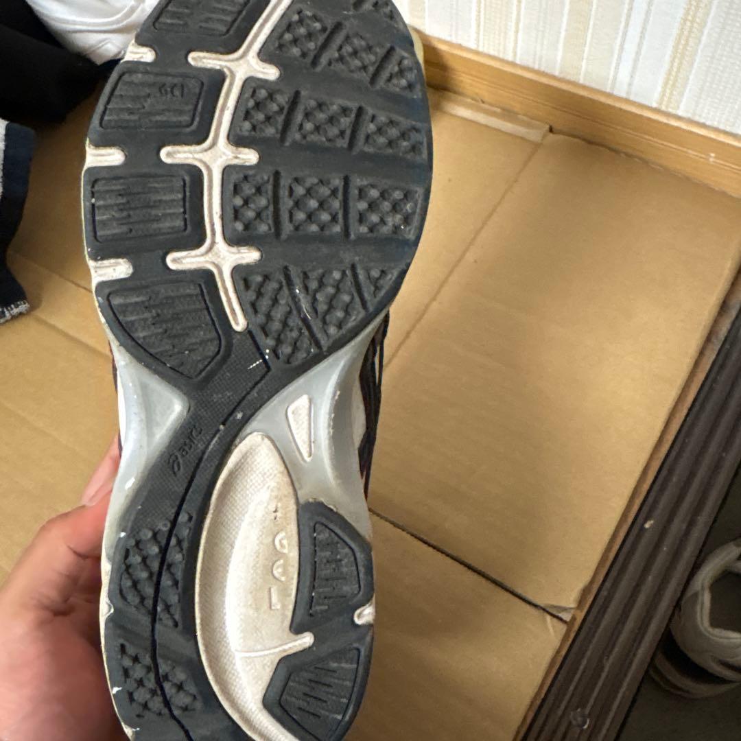 東海大相模トレーニングシューズ ホワイト/ネイビー