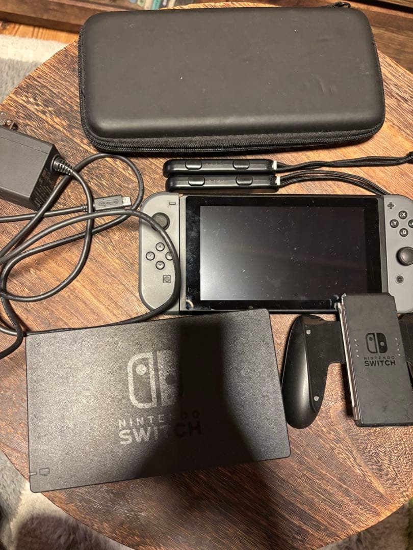 Nintendo Switch 本体/周辺機器/ケース付