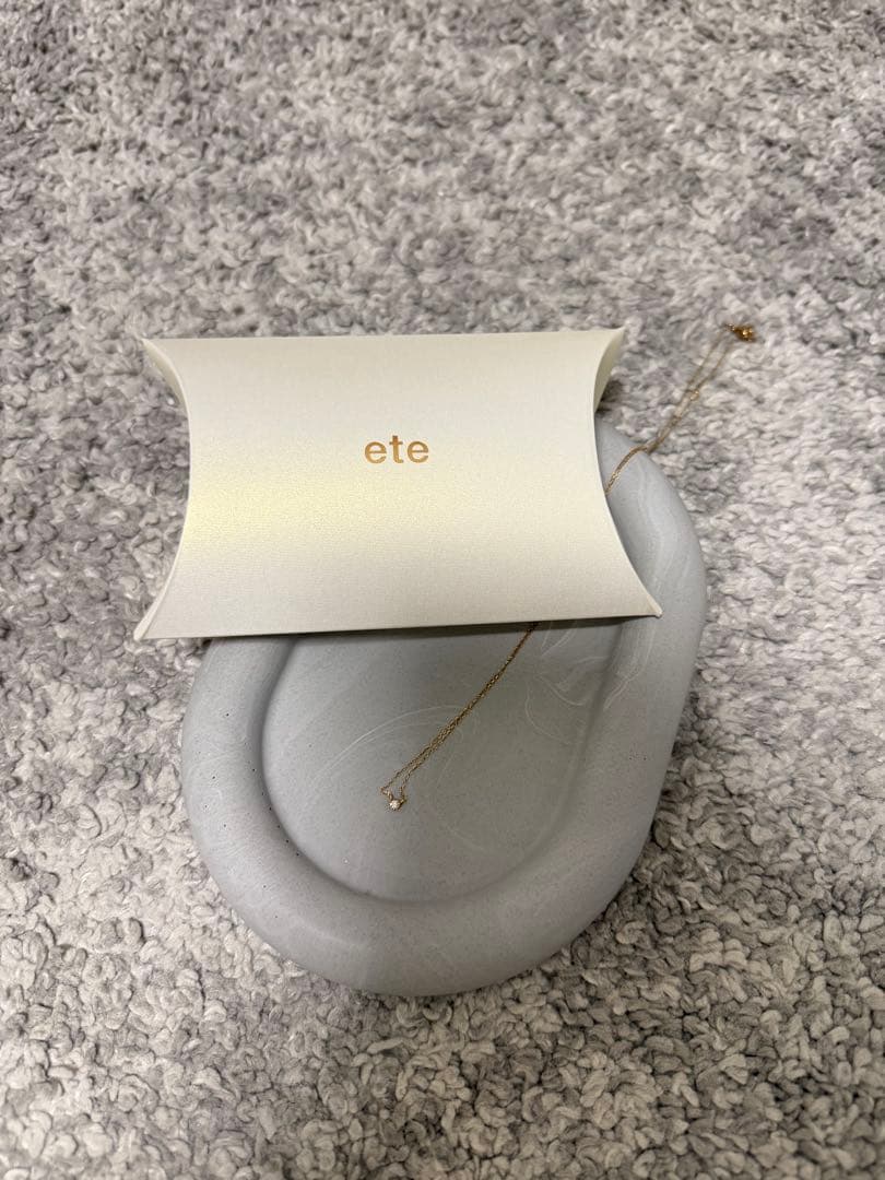 ete シンプル ネックレス 箱付き