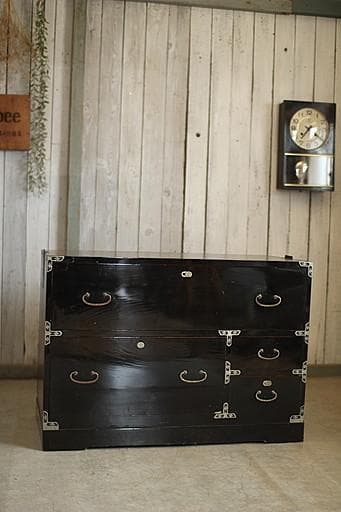 古いチェスト　引き出し4杯　タンス