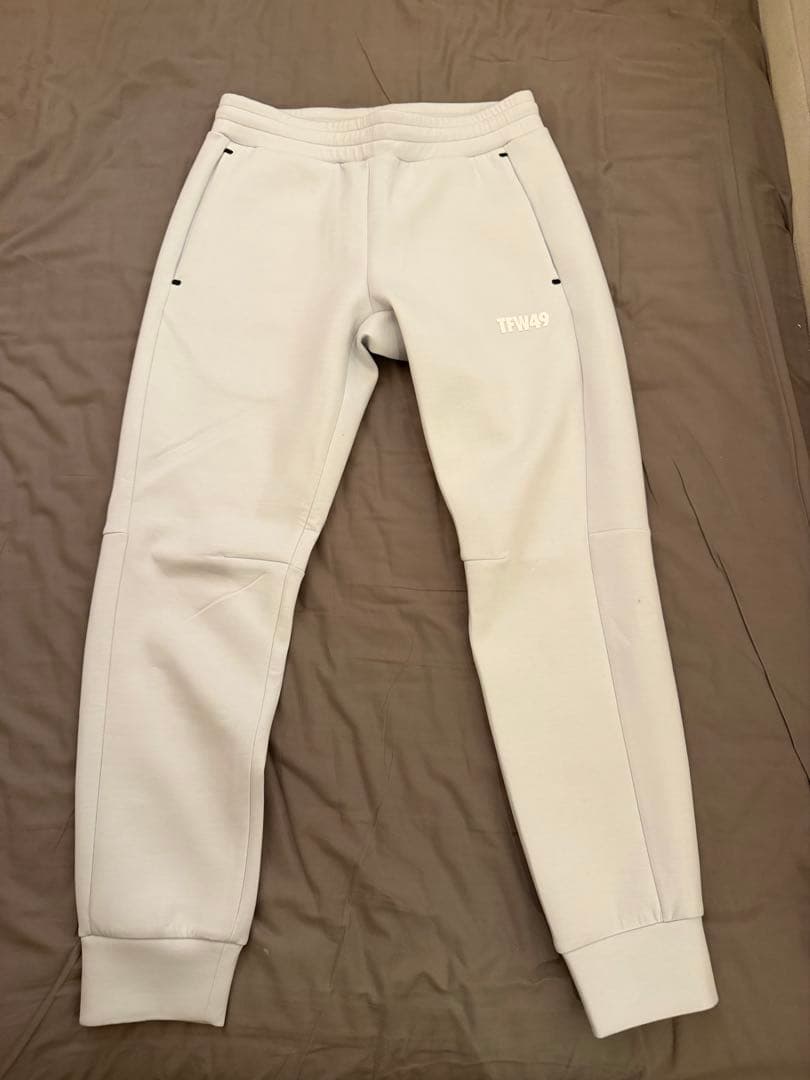 TFW49 セットアップ　ICE GREY L