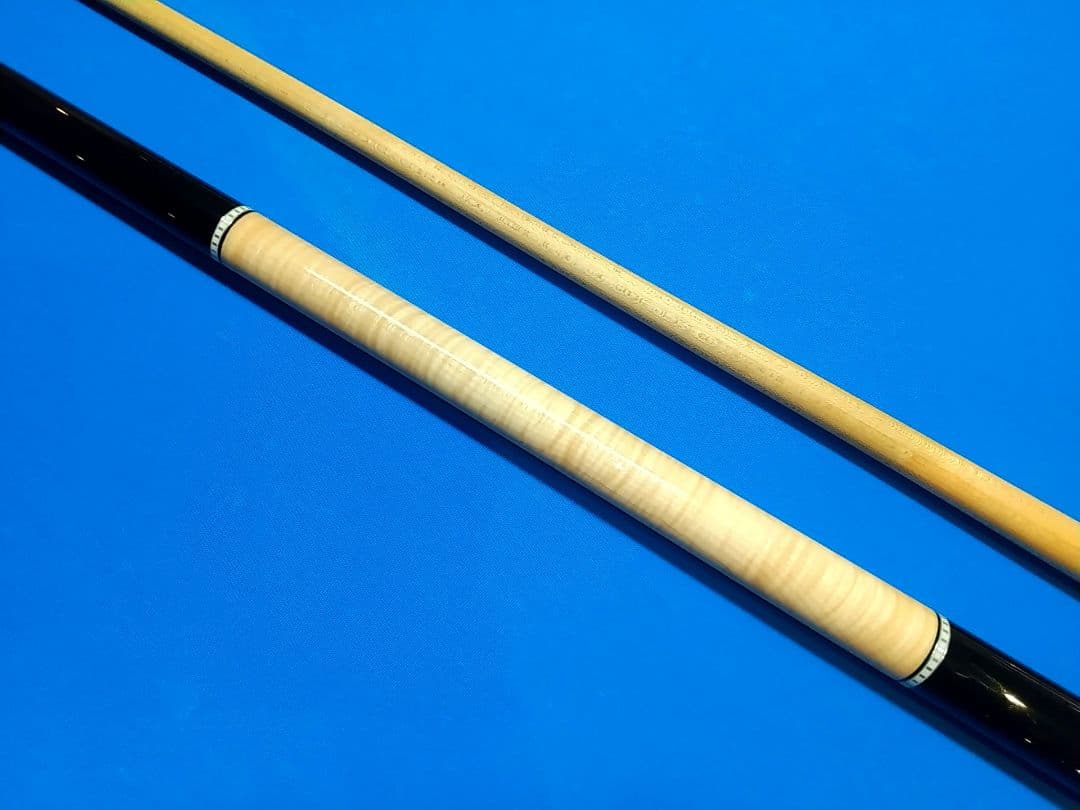 [極美品]ユニバーサルUniversal プレイキュー SP16シャフト