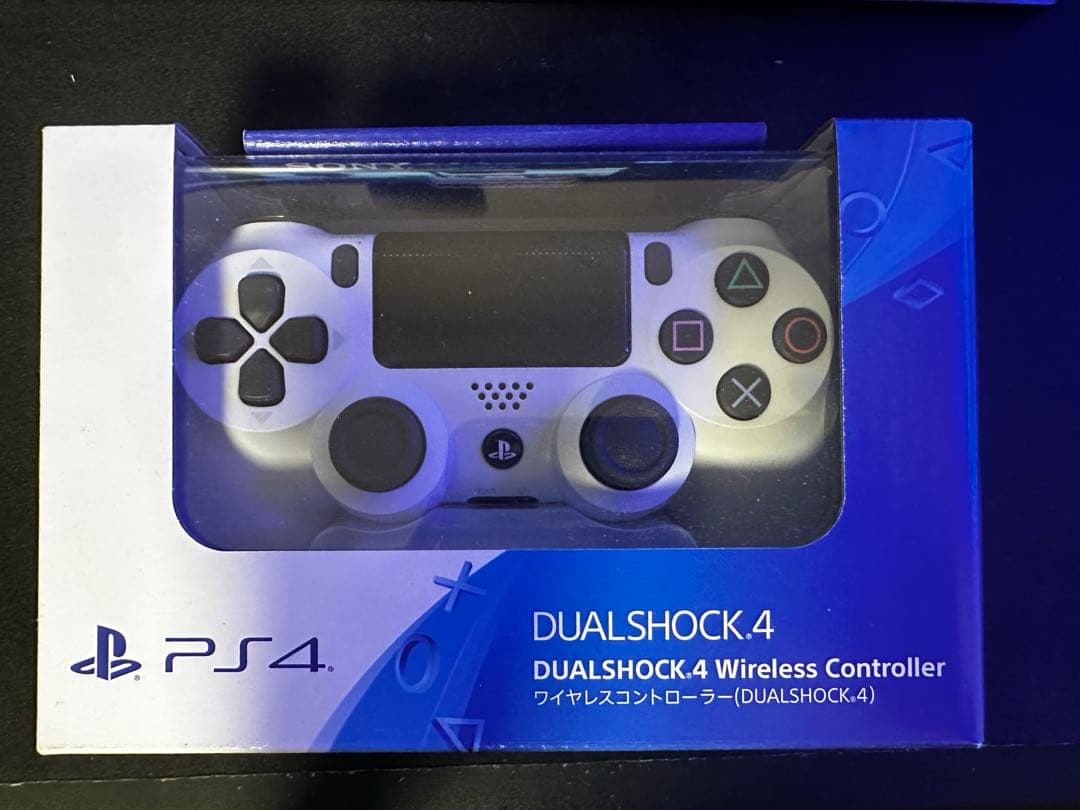 【新品未開封】PS4 DUALSHOCK4 グレイシャー・ホワイト 純正