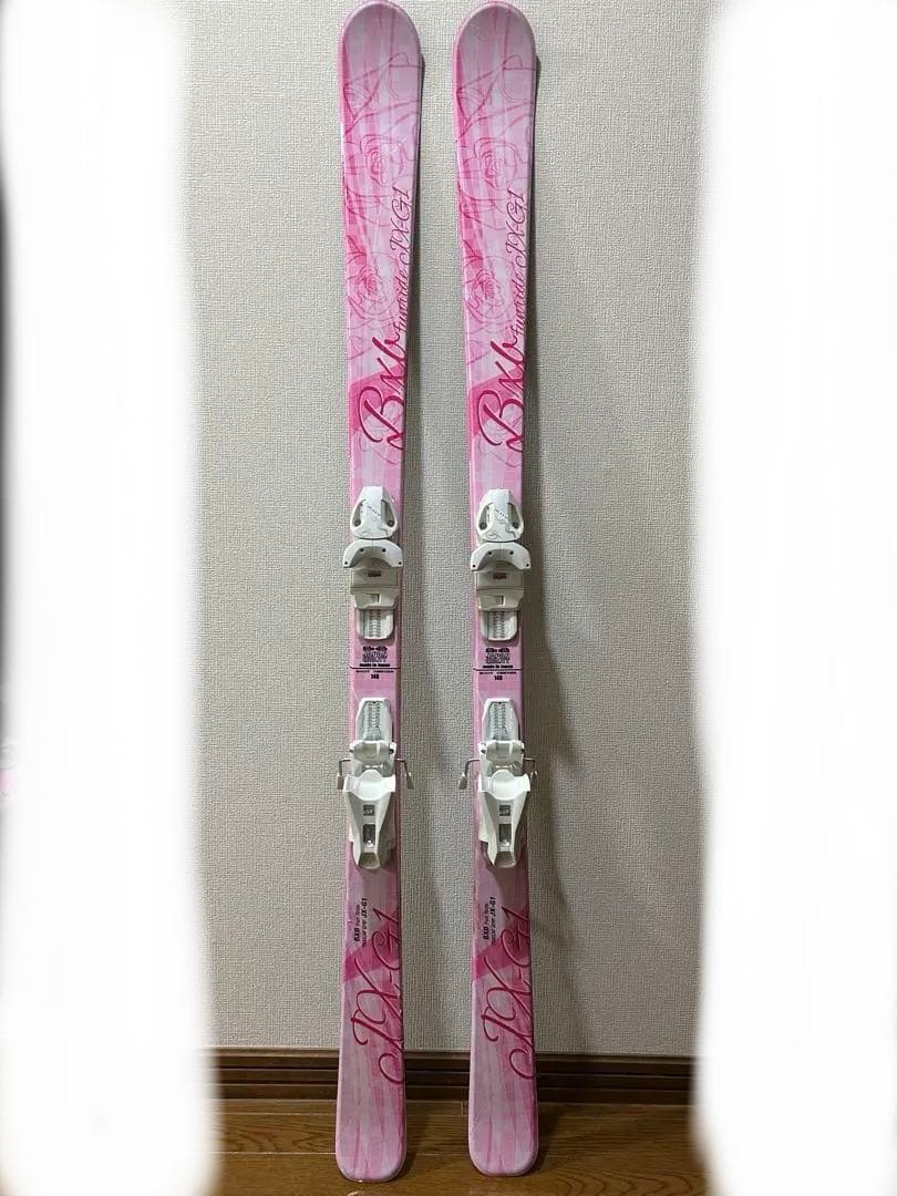 ジュニア　ピンクデザイン スキー板 、ポール、スキー靴セット
