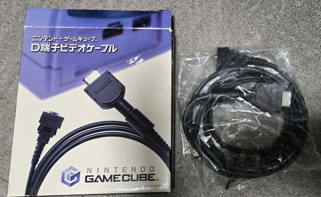 ゲームキューブ D端子ビデオケーブル　DOL-009